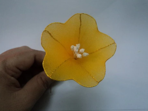 Tự làm hoa dạ yến thảo bằng vải voan cực dễ