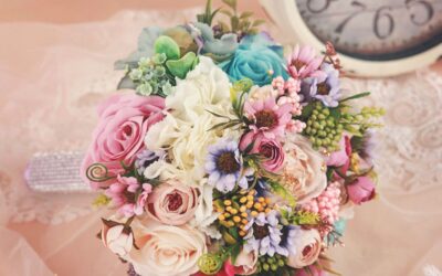 Khám phá lý do vì sao hoa cưới giả được yêu thích sử dụng vào ngày cưới
